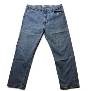 Wrangler Men’s Relaxed Fit Jeans 38x30 – Classic Straight Leg- Medium Wash